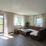 Apartment Am *